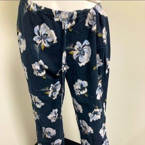 PAJAMA FLOWER PANTS